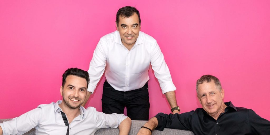 This is an image uploaded via the WordPress REST API.