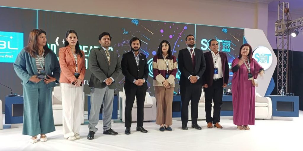 This is an image uploaded via the WordPress REST API.