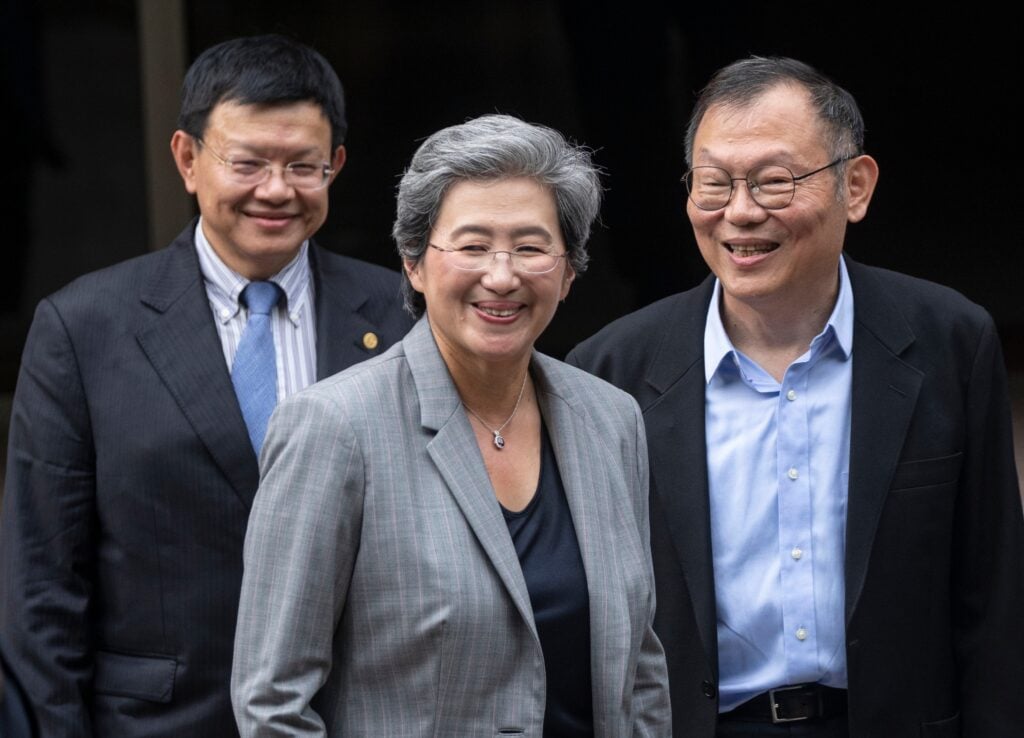 This is an image uploaded via the WordPress REST API.