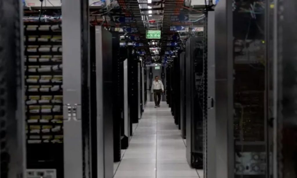 This is an image uploaded via the WordPress REST API.